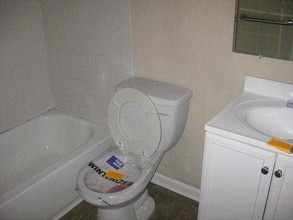 5th image of 5280 Parkmoor Dr