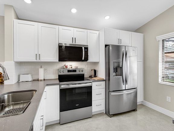 5th image of 6175 Kings Gate Circle