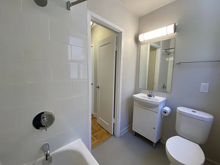 12 Bexhill Ct — Photo 7