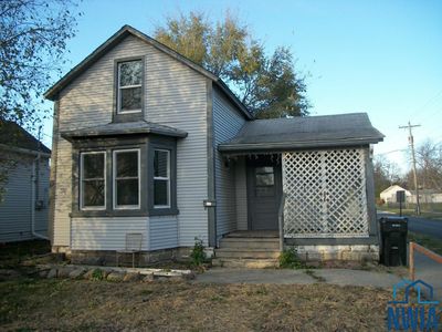 122 E Cherry St, Cherokee, IA, 51012