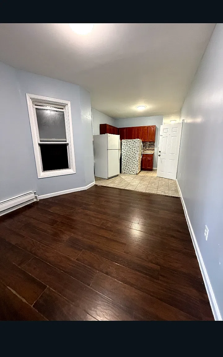 2 bed, $1,750 — Photo 1
