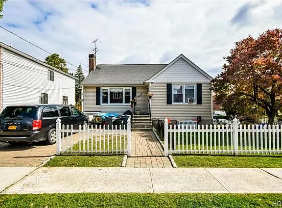 272 1st St, Yonkers, NY 10704 | Zillow
