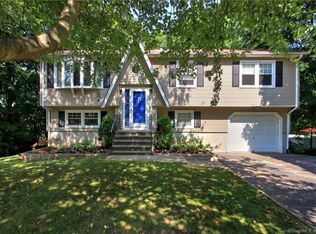 683 Laurel St, East Haven, CT 06512