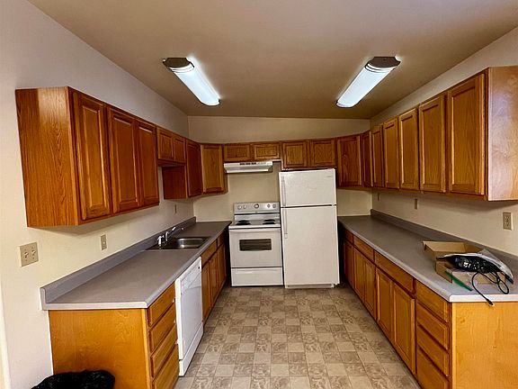 5th image of 2230 Brewis Blvd