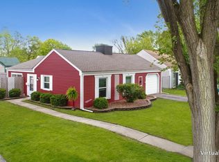 21 Denham Dr, Montgomery, IL 60538