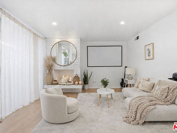 2nd image of 1807 Camden Ave APT 4