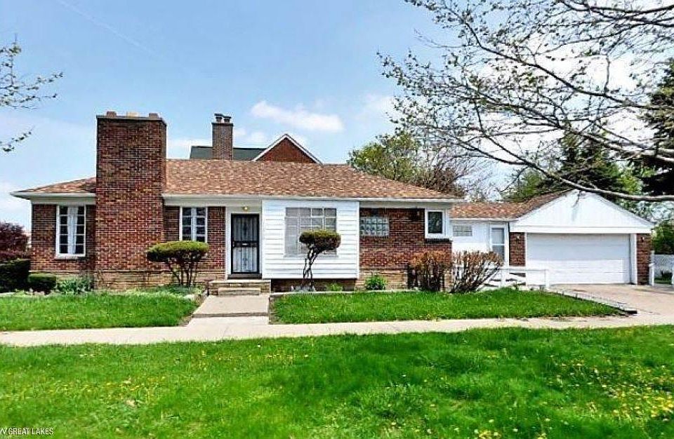 1st image of 13000 Chandler Park Dr
