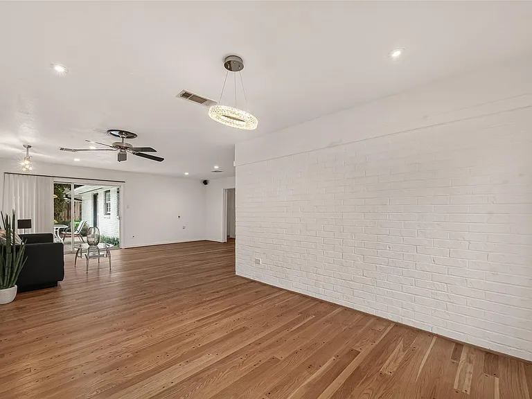 5666 Overbrook Ln — Photo 13