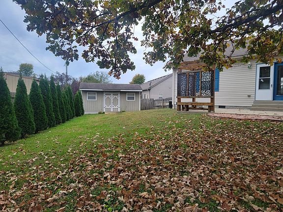 2nd image of 929 Kennedy Ct