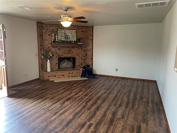 2nd image of 1083 Dover Mansion
