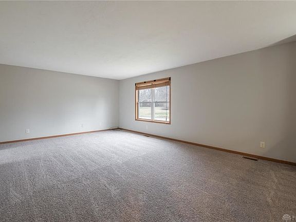 2nd image of 2601 Alice Dr