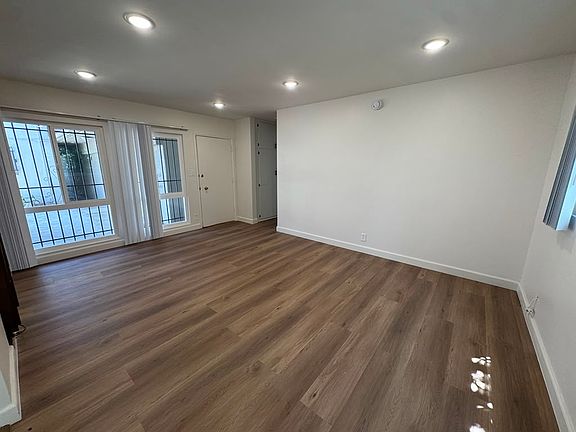 5th image of 1265 N Saint Andrews Pl APT 4