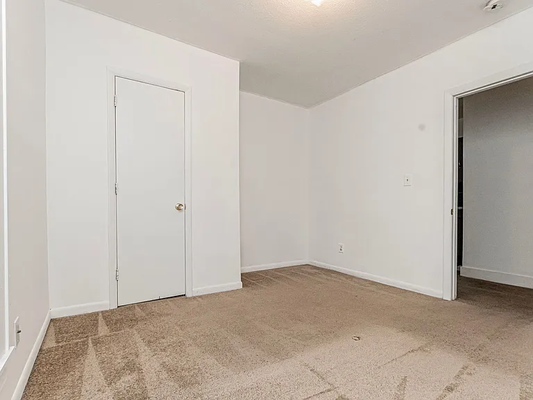 1223 N Jackson St #2 — Photo 8