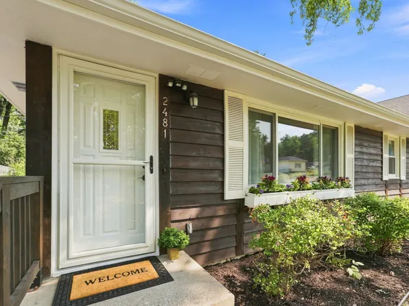 2481 19th Ave E, North Saint Paul, MN 55109