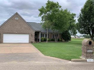 2203 Galeria Dr, Newport, AR 72112