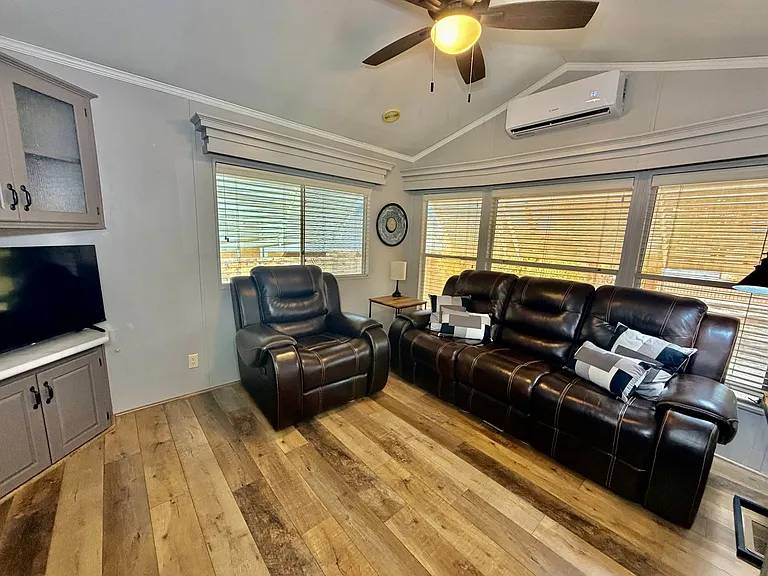 14572 E 48th Dr — Photo 11
