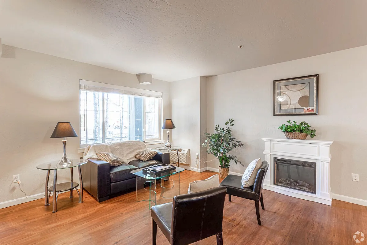 Building Photo - 1070 W Rustic Lodge Dr #204