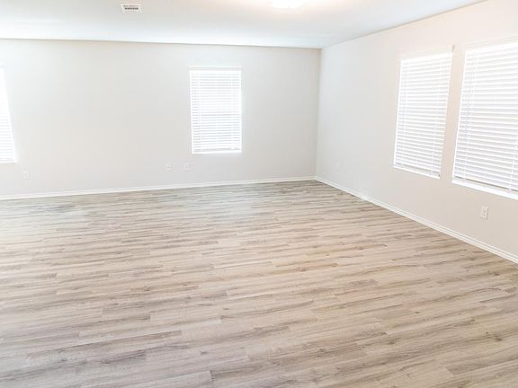 4th image of 1500 E Cardinal Dr
