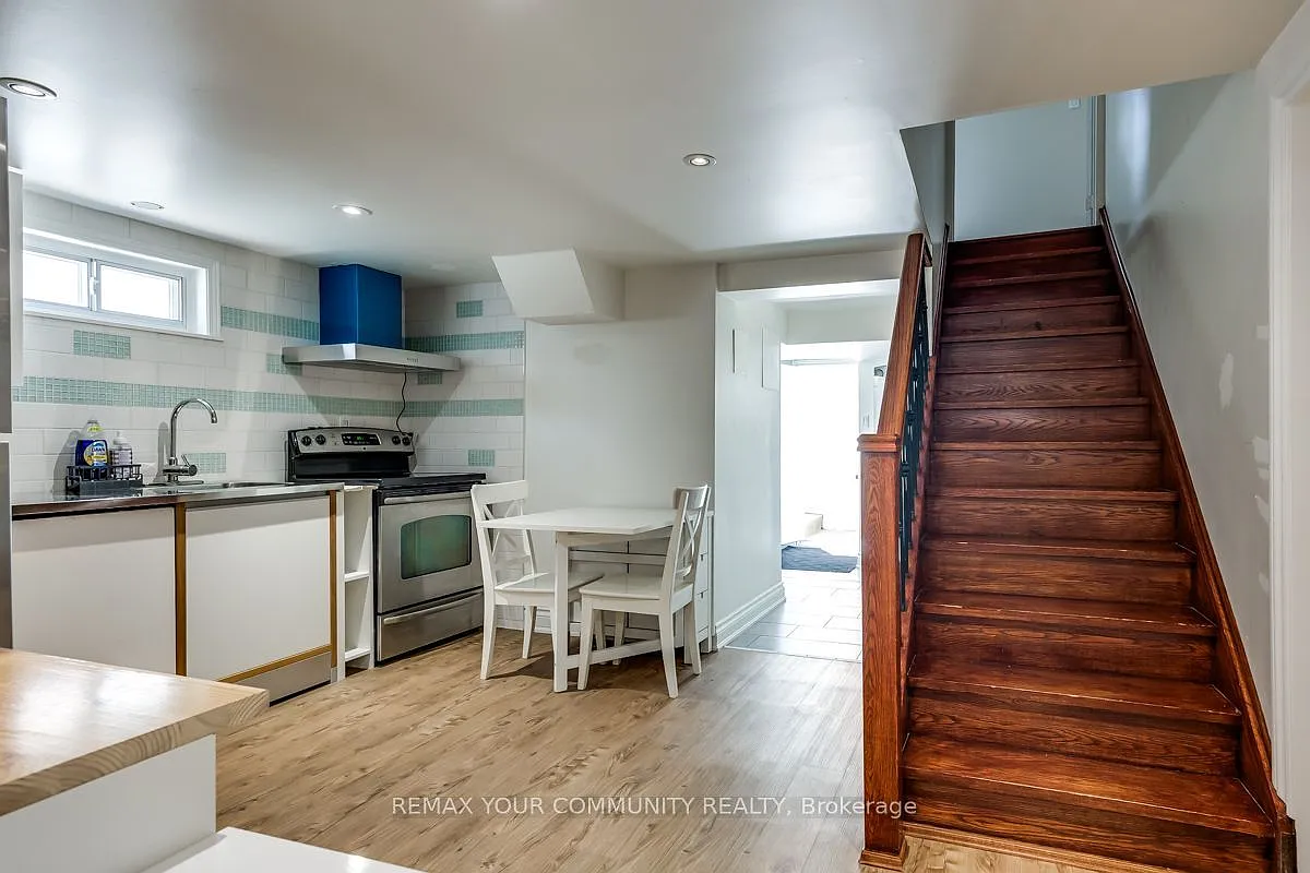 2 bed, $1,900 — Photo 3
