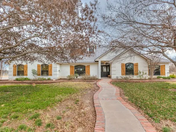 1522 Riverwood Dr, San Angelo, TX 76905