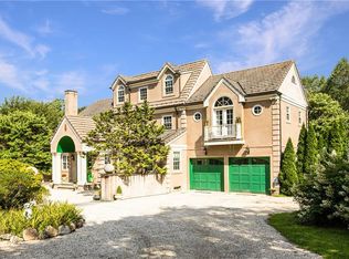 301 Millwood Rd, Chappaqua, NY 10514