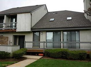 10 Woodhill St #151, Somerset, NJ 08873