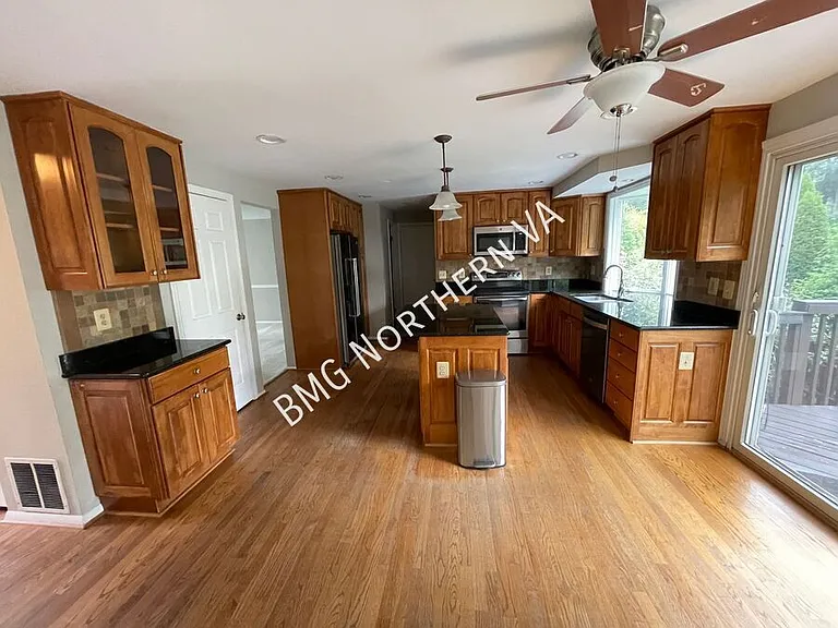 1846 Clovermeadow Dr — Photo 11