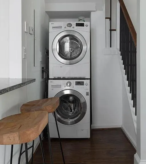 212 Reinhardt St SE — Photo 11