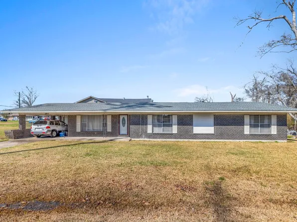 2917 Dona Tiel St, Lake Charles, LA 70615