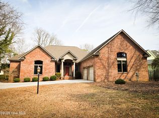 218 Wild Oak Dr, Swansboro, NC 28584