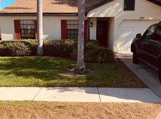 2281 SE Barrington St, Port Saint Lucie, FL 34952