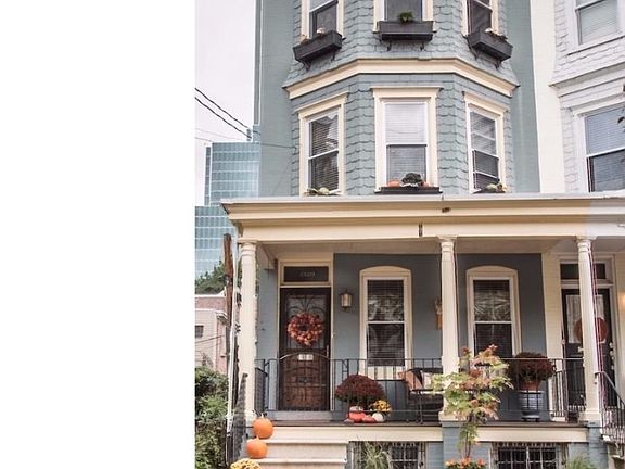3rd image of 1320 N Tatnall St