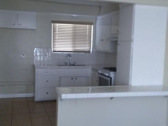 4th image of 340 N Maple Ave #12
