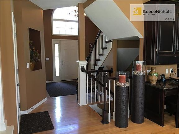 4th image of 5619 NE Misty Meadow Pl
