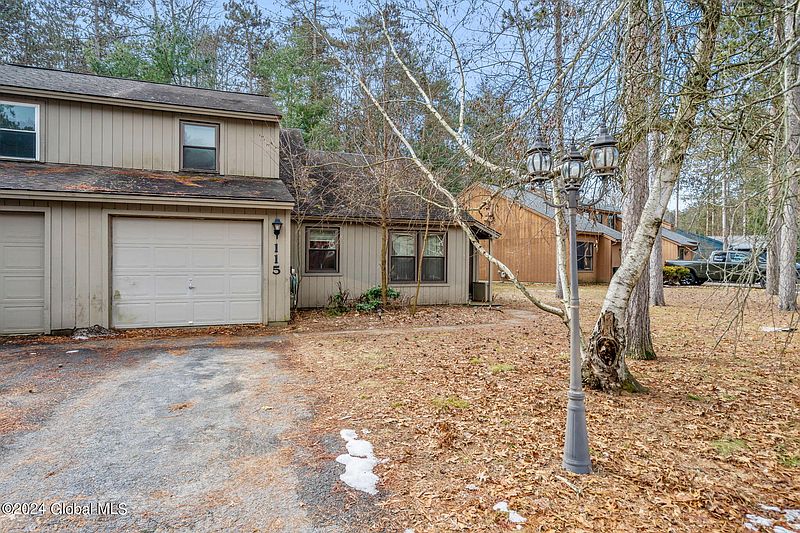 2nd image of 115 Arrow Wood Place