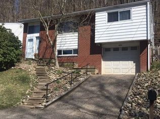 1224 Maple St, Glenshaw, PA 15116