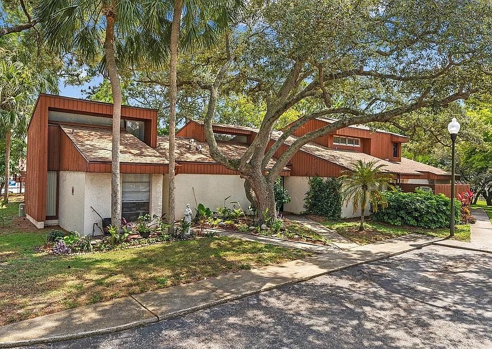 1st image of 2060 Sunset Point Rd APT 52