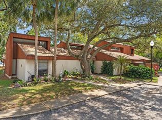2060 Sunset Point Rd APT 52, Clearwater, FL 33765