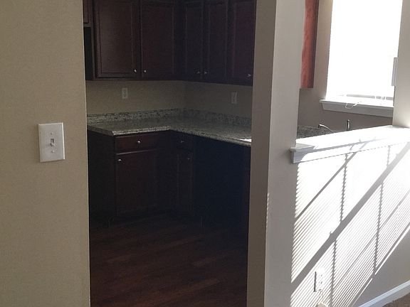 3rd image of 1602 Skiffes Creek Cir