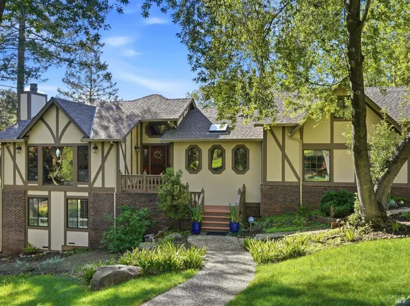 3460 Happy Valley Avenue, Santa Rosa, CA 95404