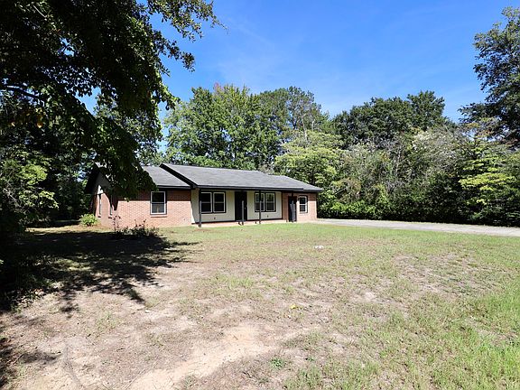 2nd image of 6 Hilliard Dr