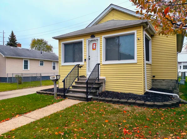 1120 6th St, Wyandotte, MI 48192