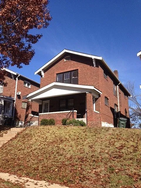 2 bed, 1250 sqft, $1,450 — Photo 1