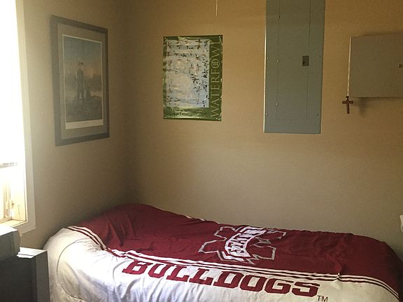 Storage room/ office