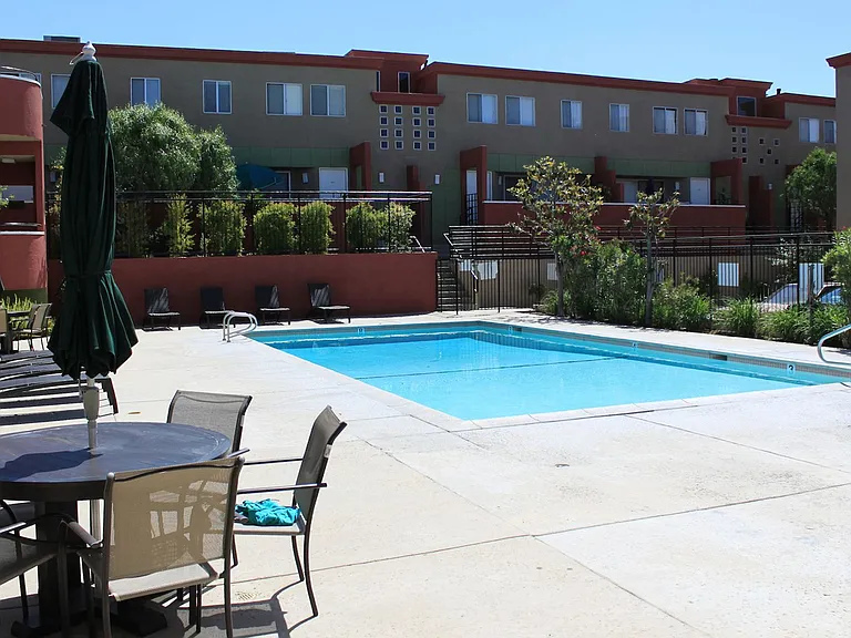 Valley Village So. Apartments — Photo 18