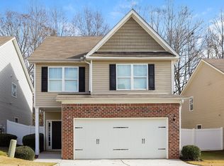 496 Hill Crest Cir, Hiram, GA 30141