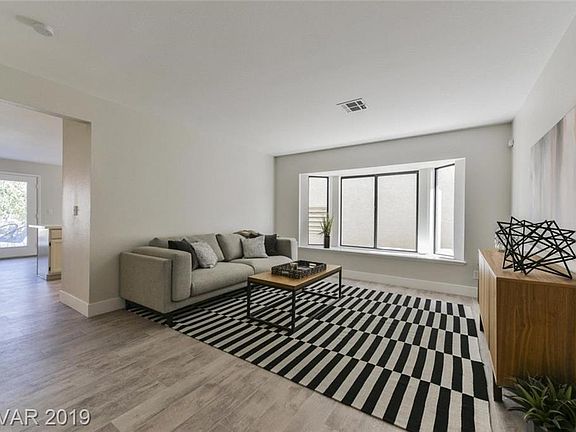 3rd image of 401 Tobler Dr
