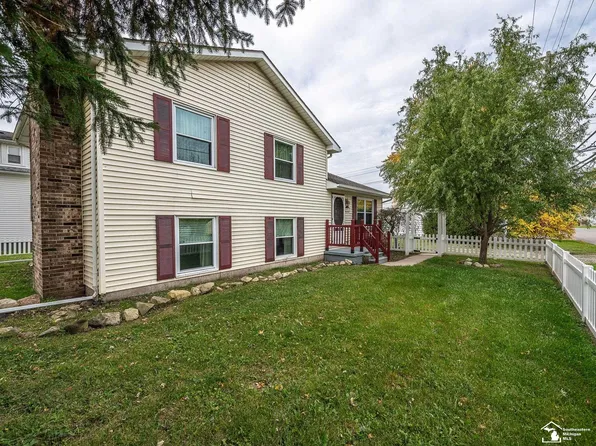 2021 Meadow St, Monroe, MI 48161