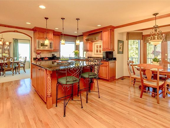 4th image of 5214 Galleon Dr NE