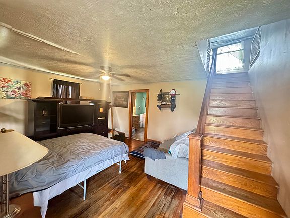 2nd image of 123 Dorsey Rd
